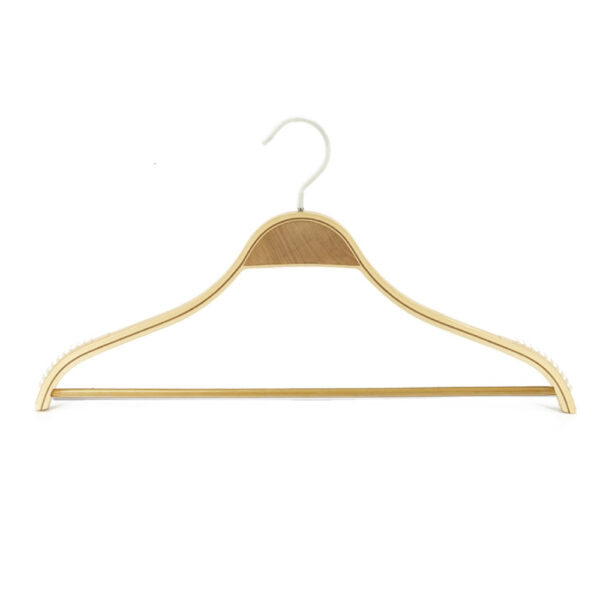 Colgador de madera con base antideslizante y barra