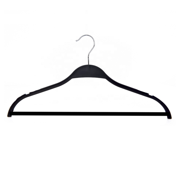 Colgador plástico negro para polera